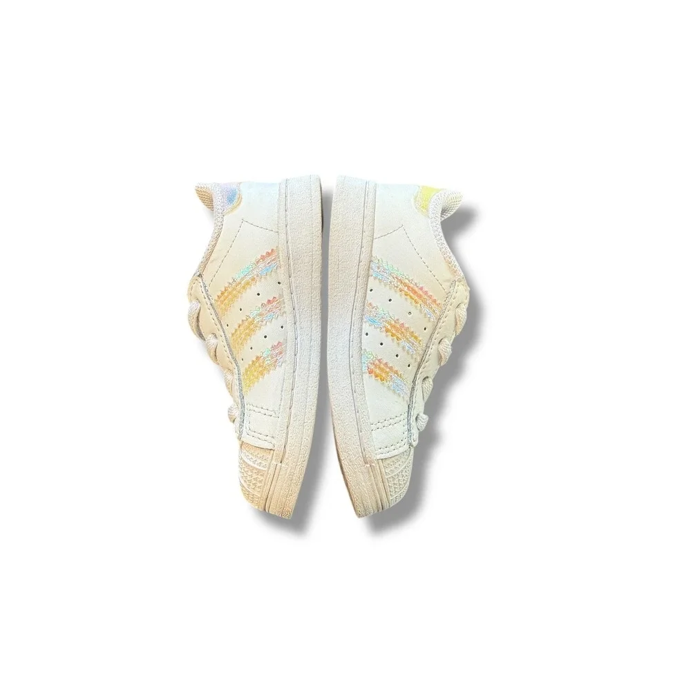 Adidas Superstar Sneakers Kids Size 6K Cream Yellow Stripes Low Top Casual Shoes